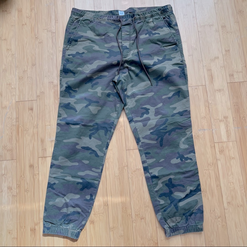 Mens Camo Khaki Jogger L